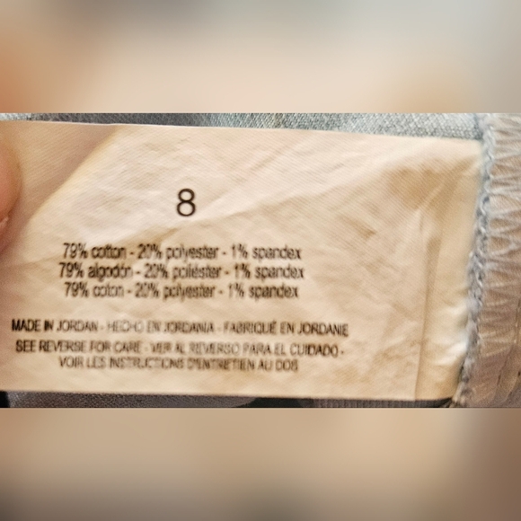 Gloria Vanderbilt Womens Light Wash Amanda Slimming Effect Capri Jeans Size 8 - Picture 7 of 12